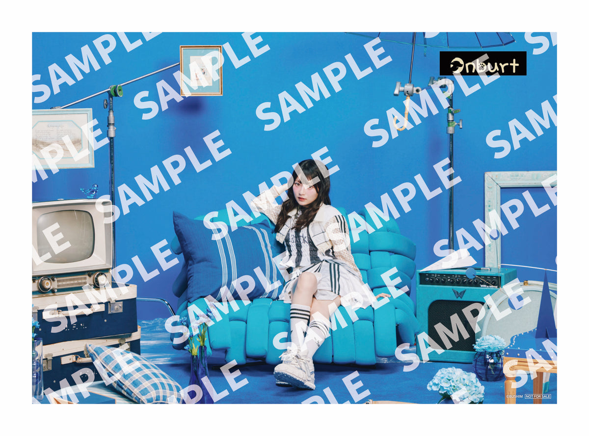 送料無料 【Onburt Entertainment限定】 青木陽菜 Letters