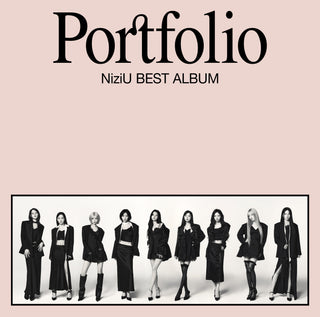 【特典付】 NiziU Portfolio 【 初回生産限定盤 】(CD)【特典:告知ポスター(B2サイズ)丸めて同梱】(シリアルナンバー入りチラシ封入)